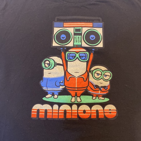MINIONS Universal Studios Neon TShirt - Picture 2 of 3
